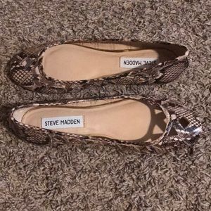 Steve Madden flats